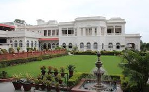 Surya Kaiser Palace, Varanasi